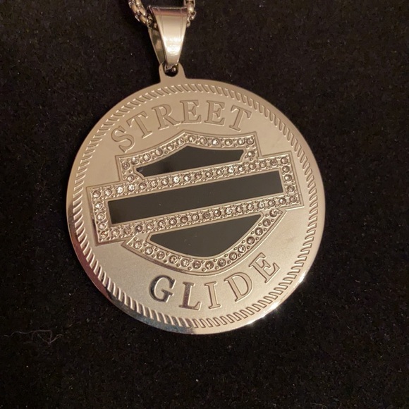 HD Street Glide Necklaces - Picture 2 of 6